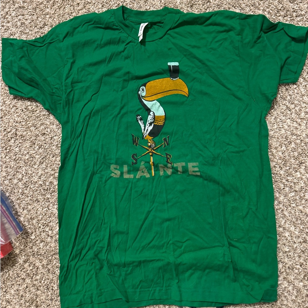 Men’s Large Guinness Toucan shirt